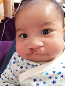 おめめ、くりくり。